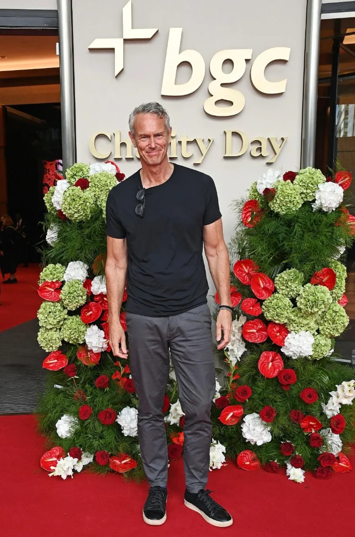 Mark Foster supporting charitable causes